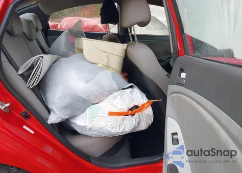 2016 Hyundai Accent Se z USA, uszkodzony, nr VIN KMHCT4AE3GU062304